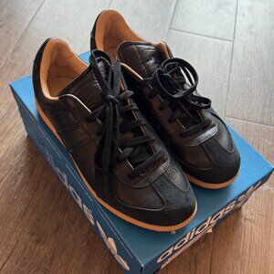 Adidas BW Army Lux Black Gum Unisex 9M/10W